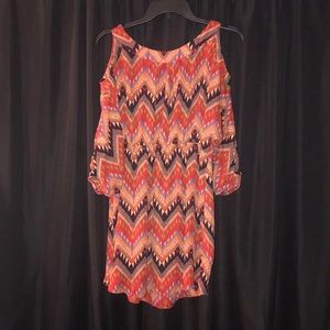 CASUAL SHORT PATTERNED DRESS